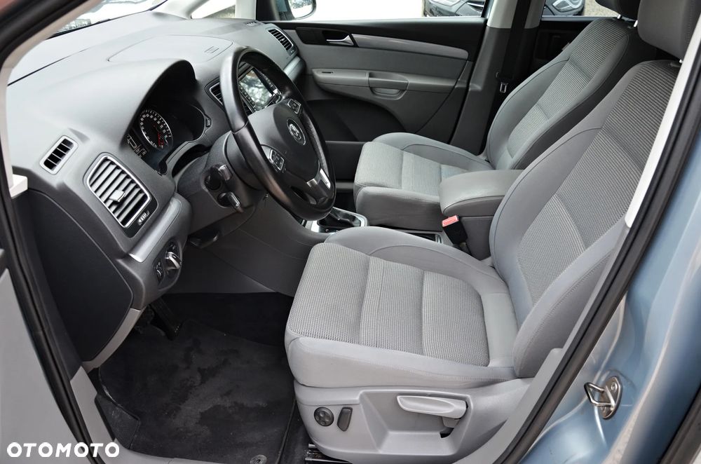 Volkswagen Sharan - 28