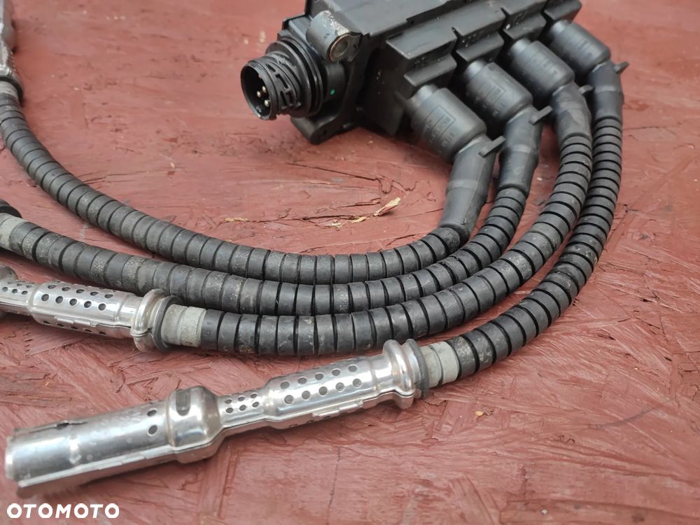 BMW E34 / E36 / E46 / Z3 ORYGINALNA CEWKA ZAPŁONOWA + PRZEWODY DO SILNIKÓW GAMY M43B16 / M43B18 / M44 / M42 O NR. 12 13 1 247 281 OEM SPRAWNA W 100% - 5