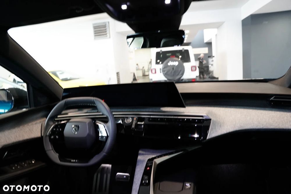 Peugeot 3008 1.2 PureTech mHEV GT Exclusive e-DCS6 - 11