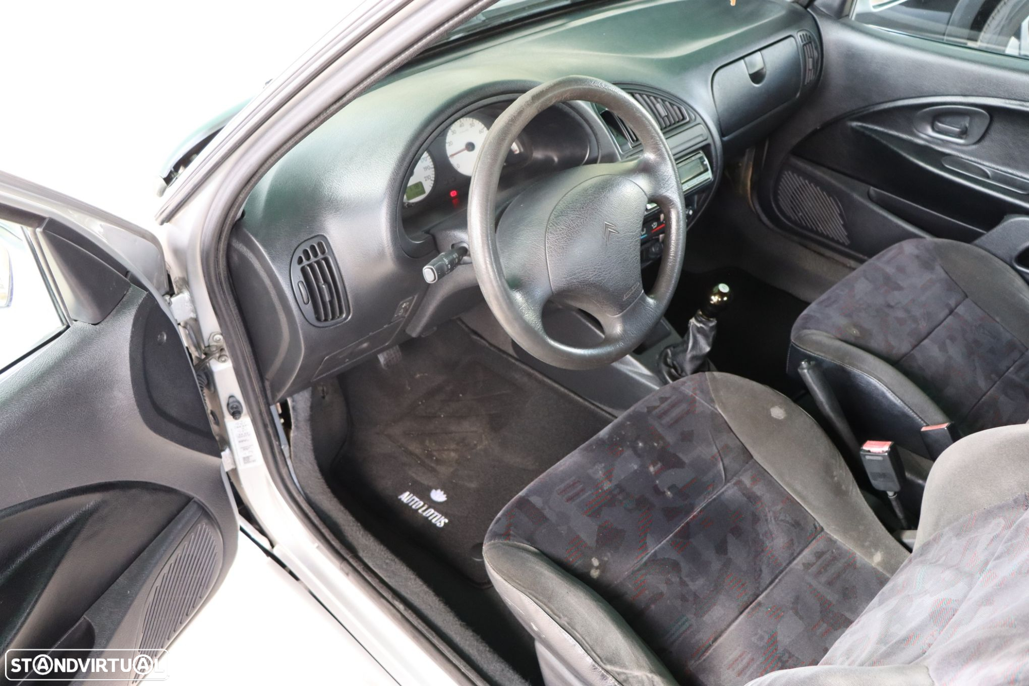 Citroën Saxo 1.6i 16V Cup - 10
