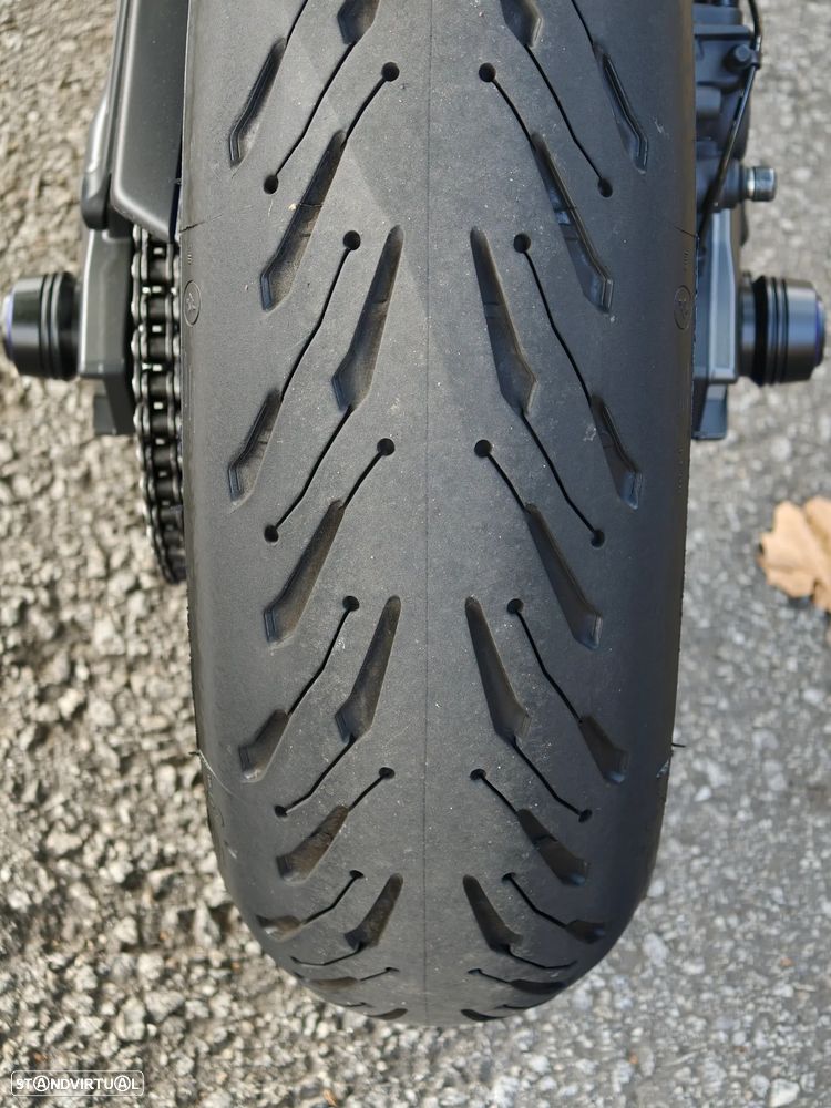 Yamaha MT-09 - 24