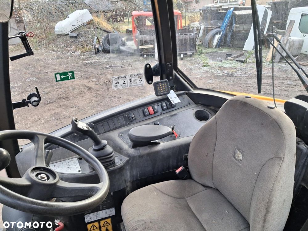 JCB 406 - 10