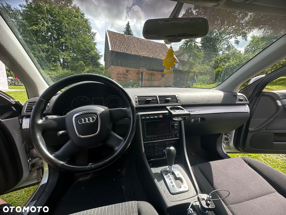 Audi A4 Avant - 10