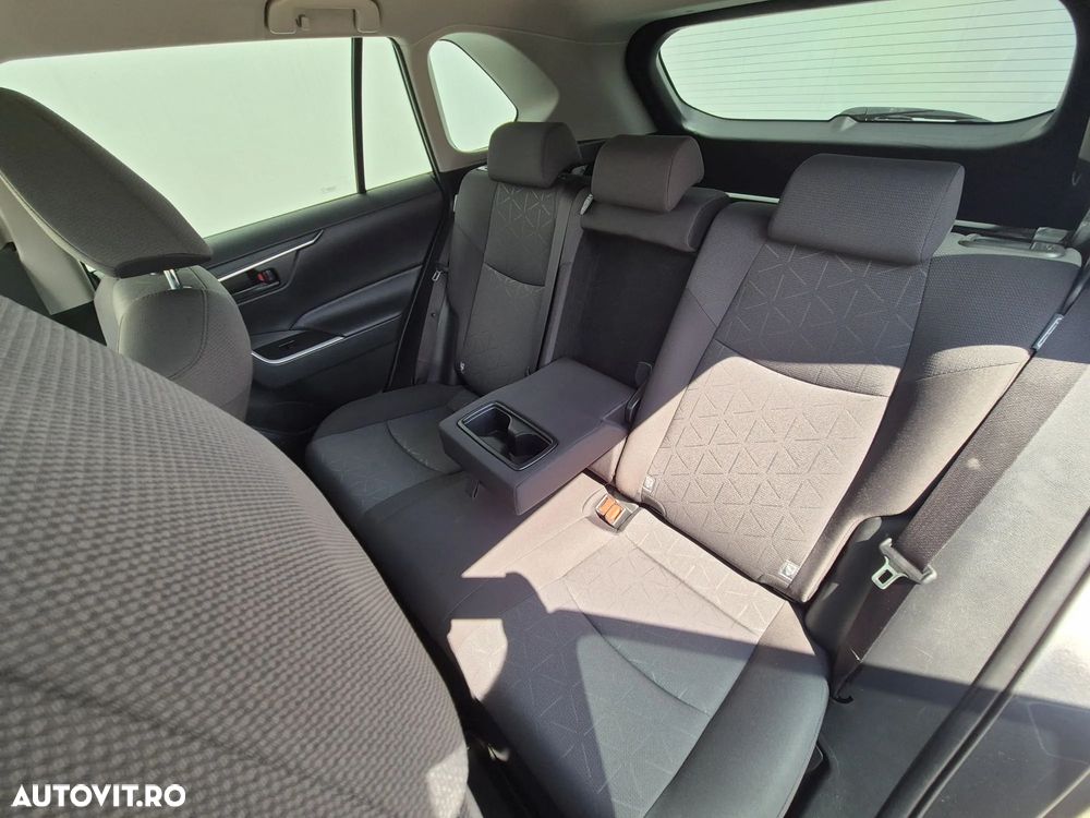 Toyota RAV4 - 12