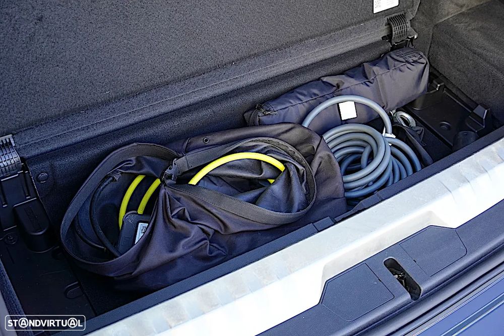 BMW 320 e Pack Desportivo M Auto - 20