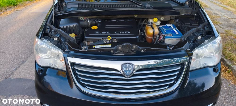 Lancia Voyager - 13