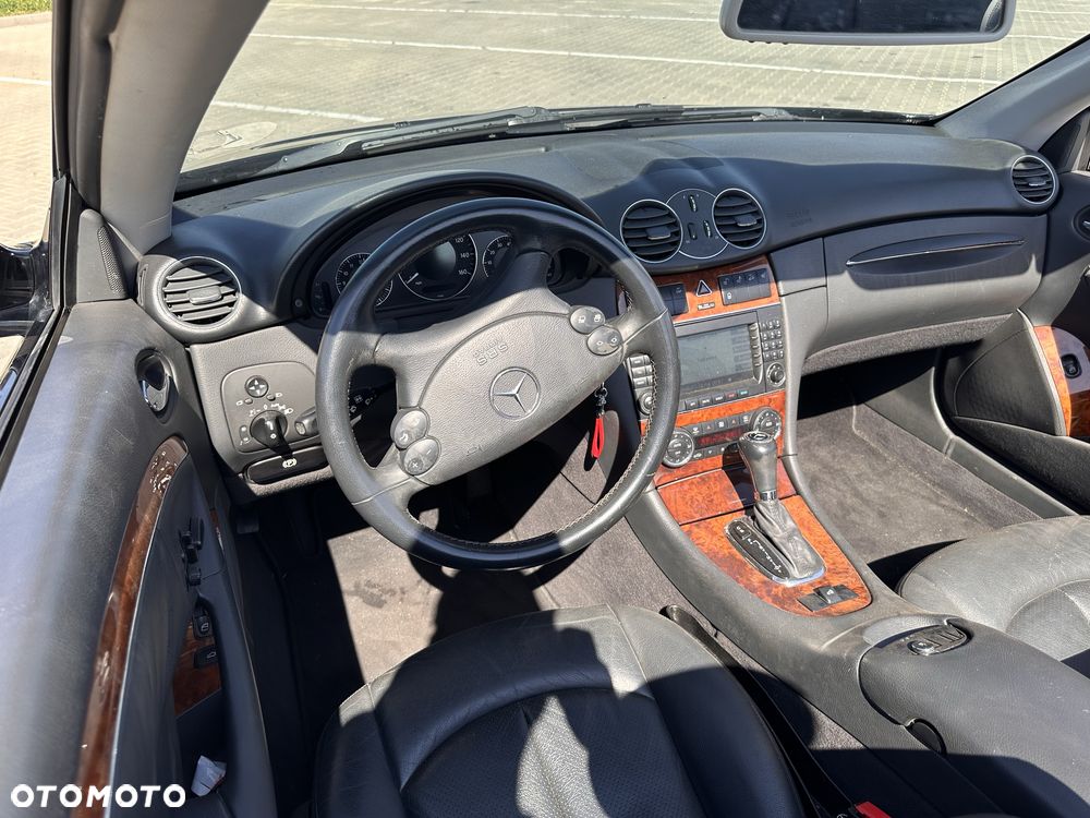 Mercedes-Benz CLK - 8