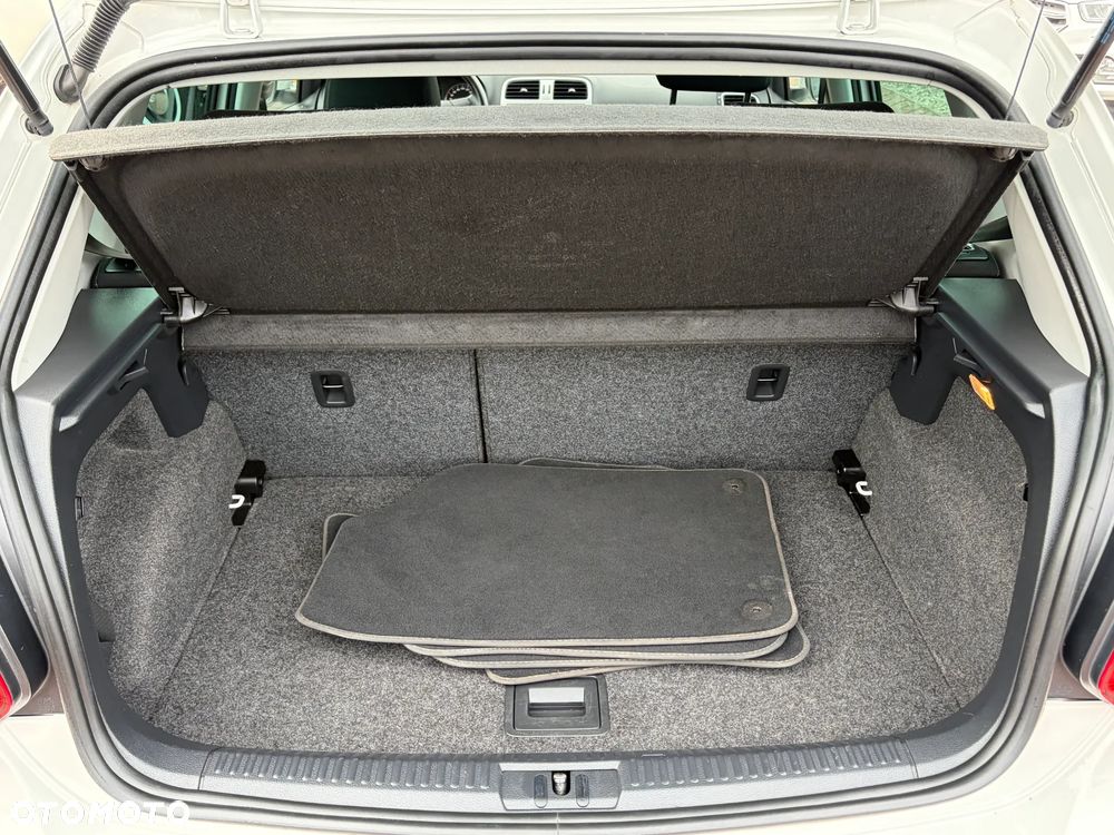 Volkswagen Polo 1.2 Life - 26