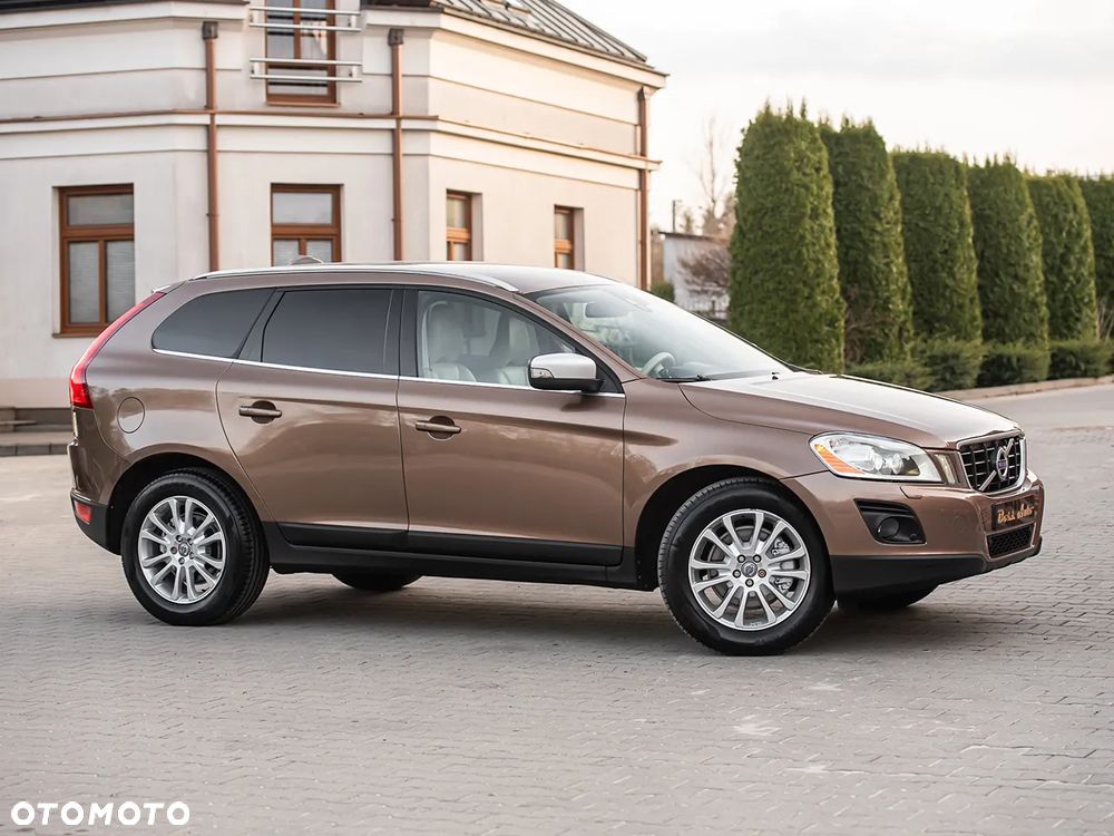 Volvo XC 60 D5 AWD Summum - 3