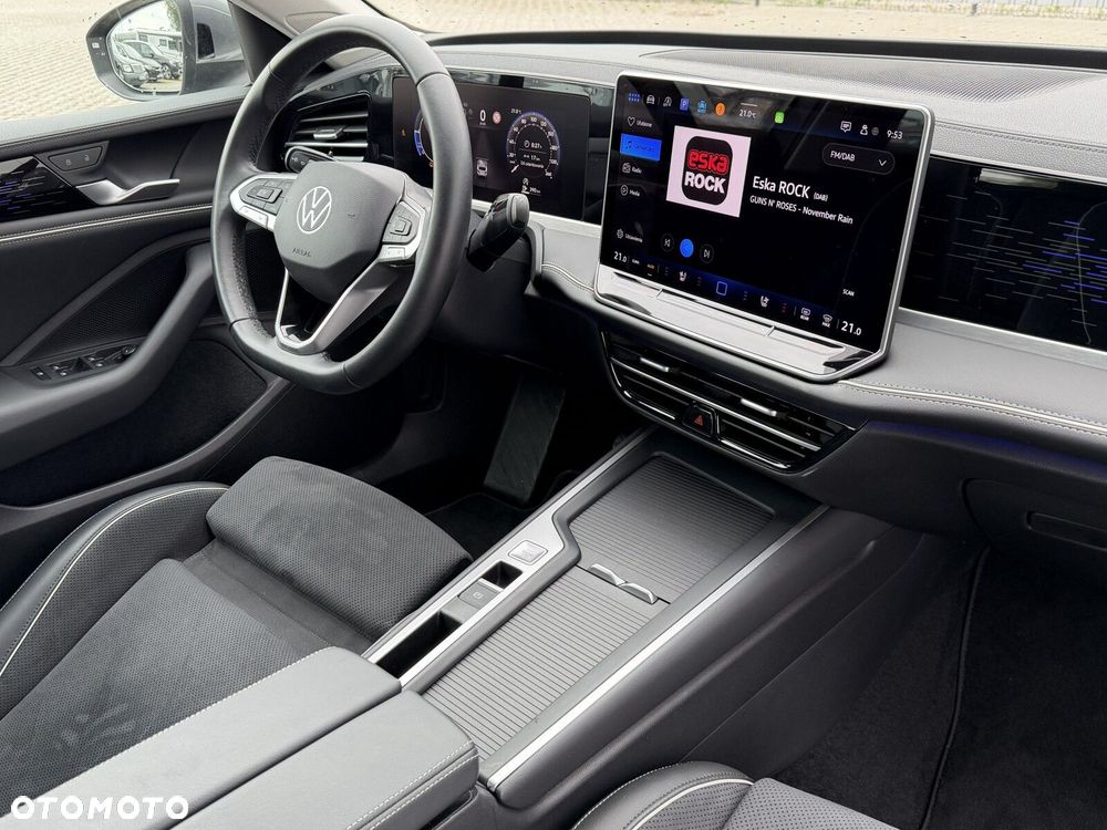 Volkswagen Passat - 29