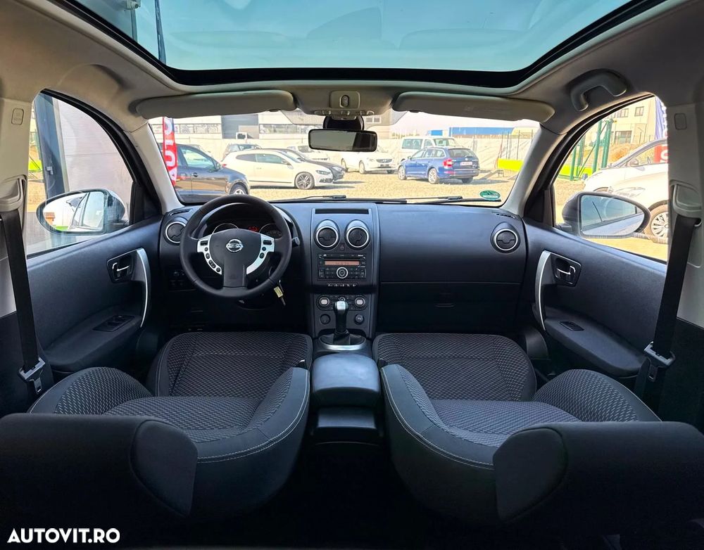 Nissan Qashqai+2 - 25
