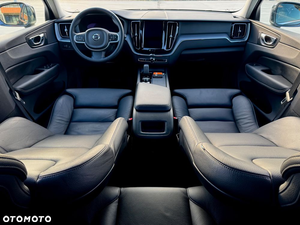 Volvo XC 60 T6 Plug-In Hybrid AWD Inscription - 21