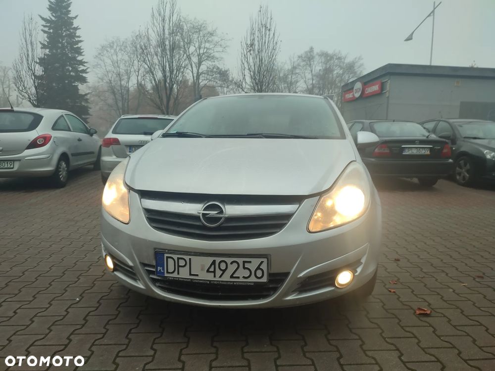 Opel Corsa 1.2 16V - 1
