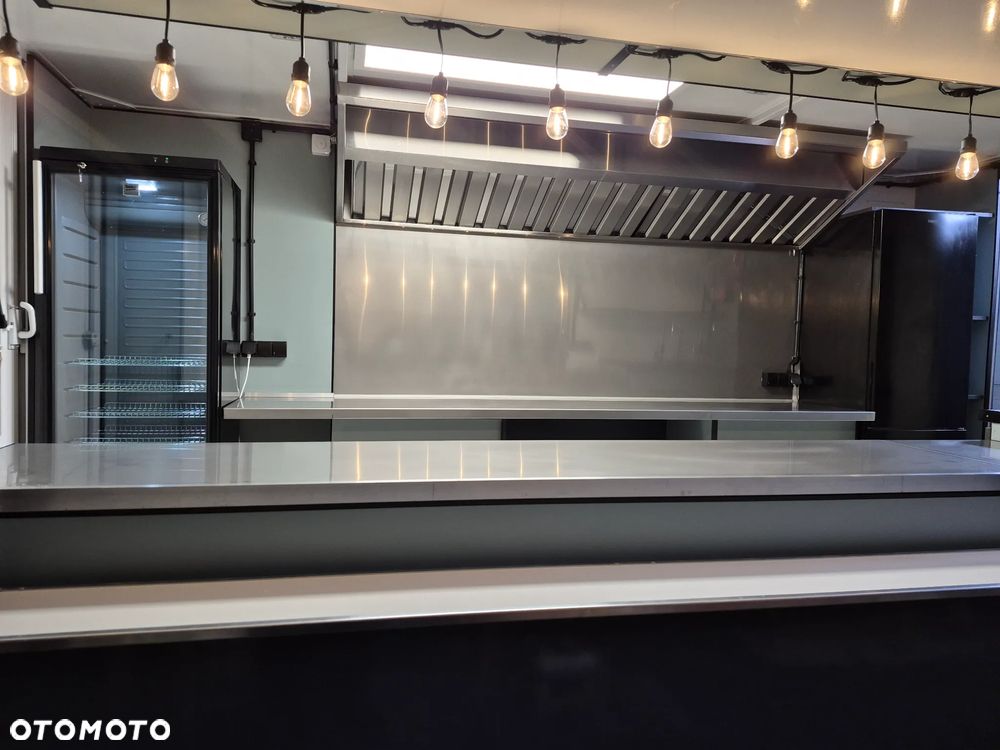 Iveco Food Truck Sklep Bar - 4