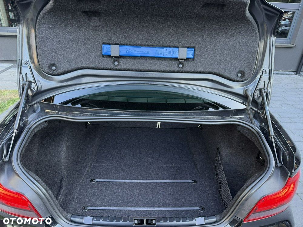 BMW Seria 1 120d Limited Edition Lifestyle mit M Sportpaket - 25