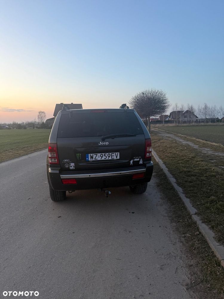 Jeep Grand Cherokee - 4