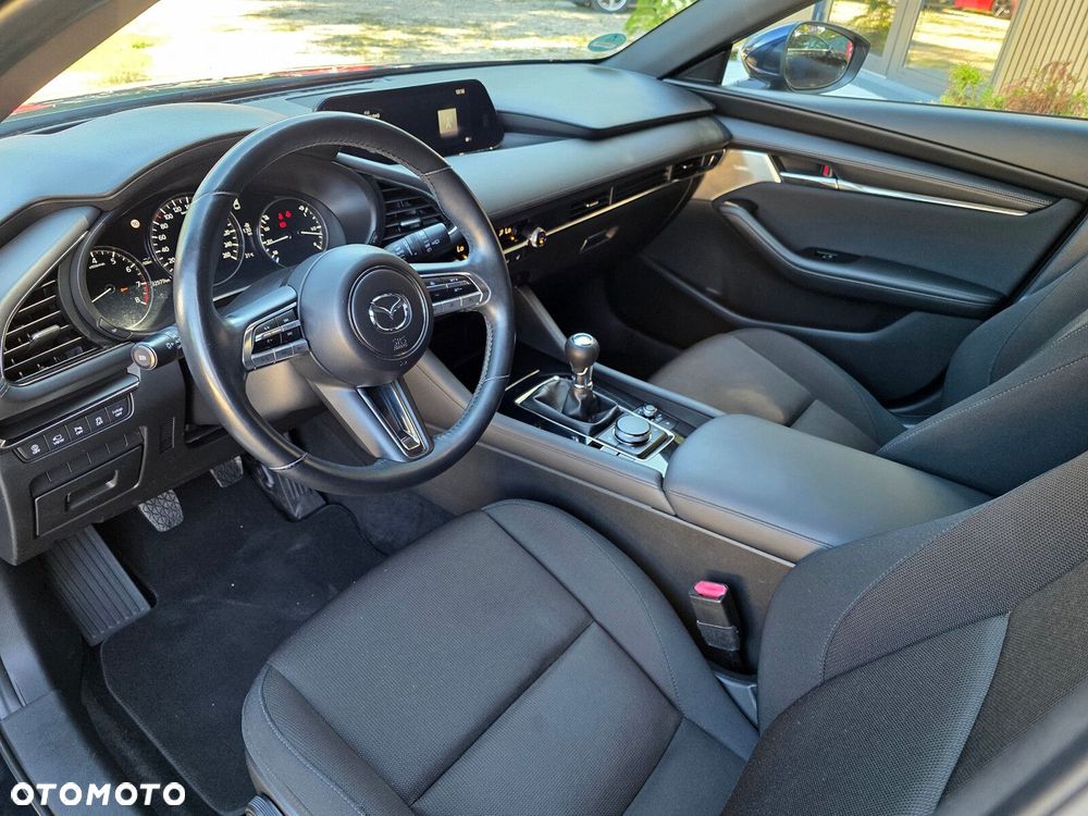 Mazda 3 - 10