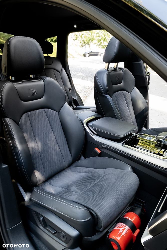Audi Q7 - 8