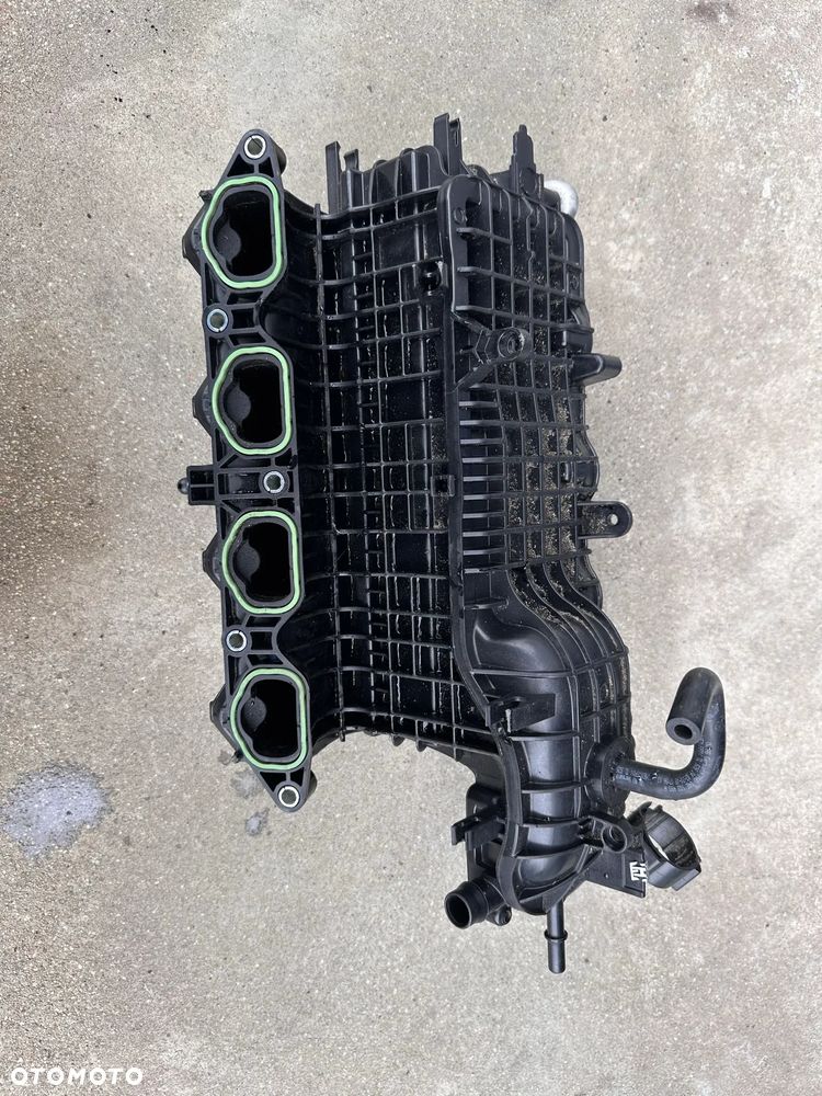 Kolektor ssący VW, Audi, Seat, Skoda 1.4 TSI 04E145749F 04E129711L - 7