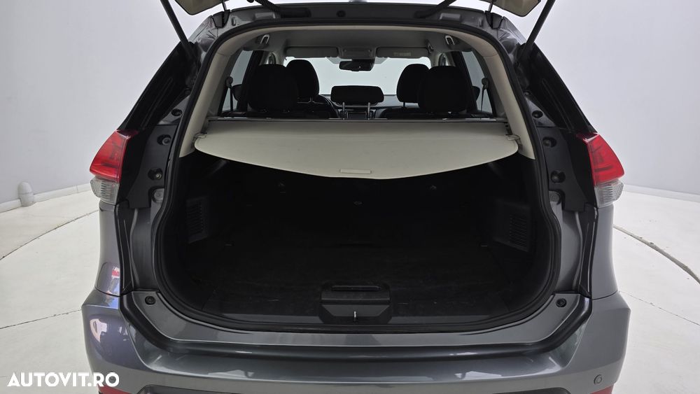 Nissan X-Trail - 25