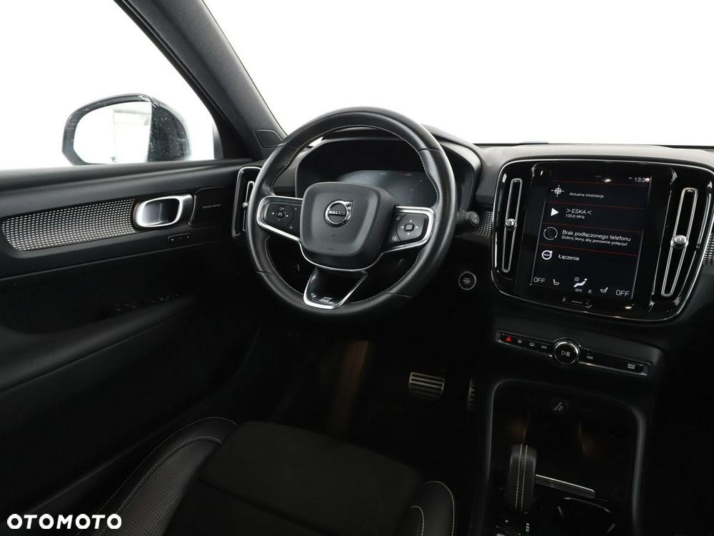 Volvo XC 40 T5 AWD R-Design - 17