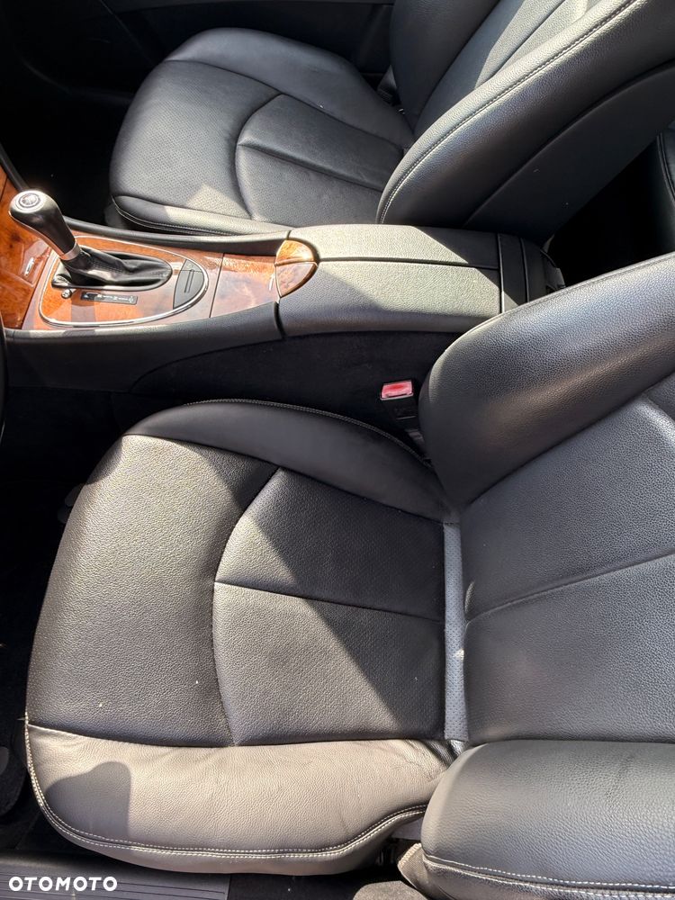 Mercedes-Benz Klasa E 230 7G-TRONIC Elegance - 15