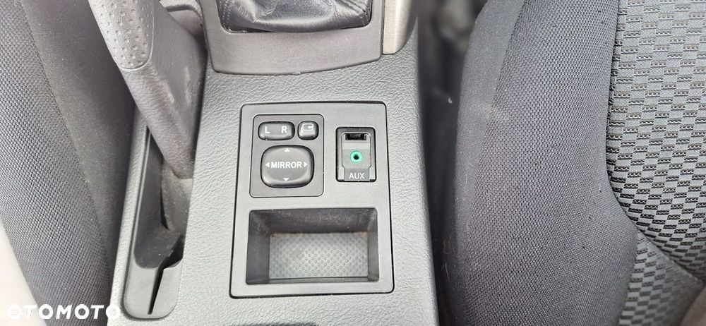 Toyota RAV4 - 17