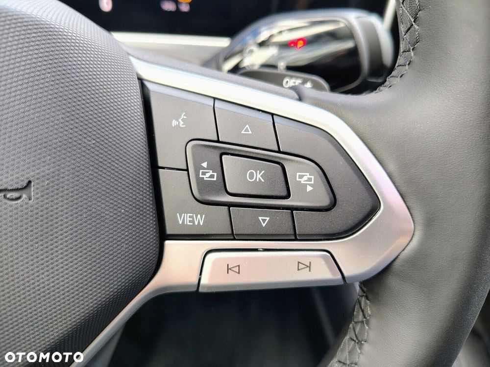 Volkswagen Passat - 12