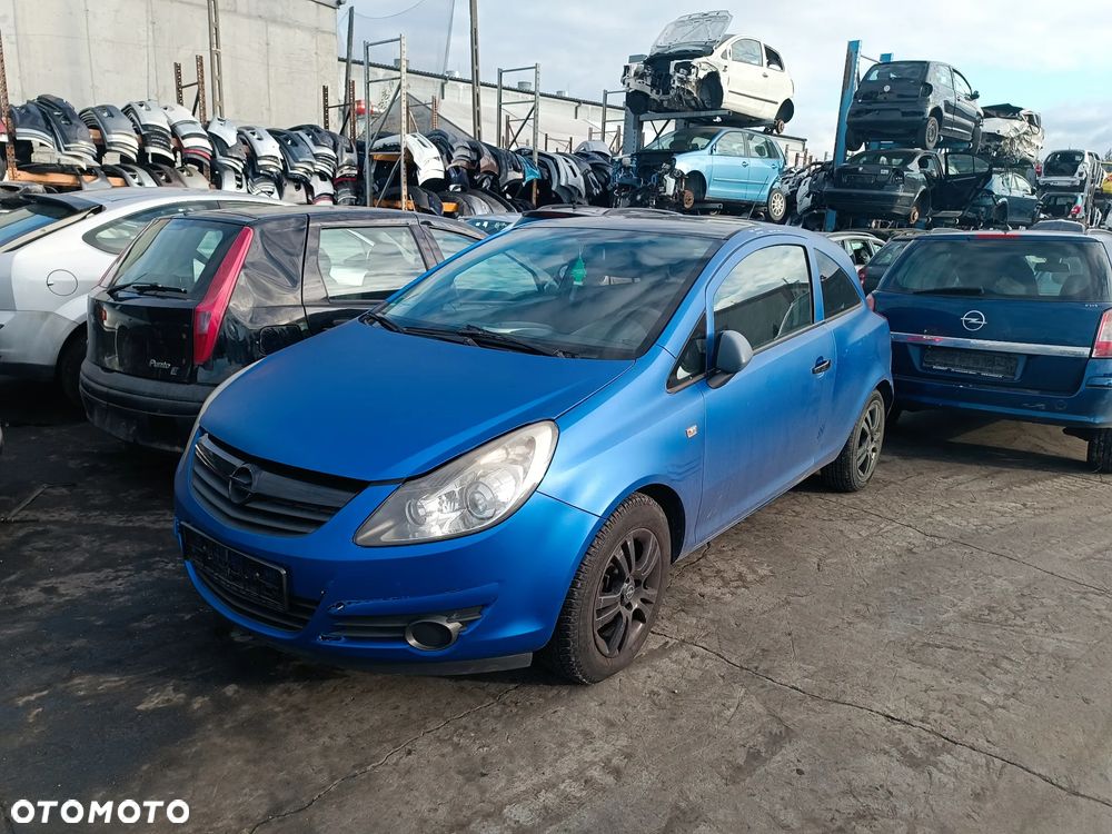 Opel corsa D z silnikiem 1.3 CDTI i skrzynią manualną - 6