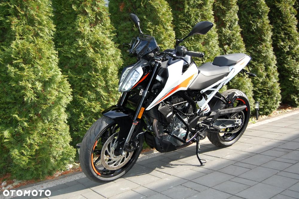 KTM Duke 390 - 4