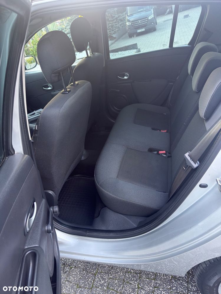 Renault Clio 1.2 16V All Inclusive - 13