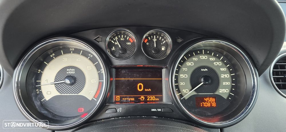 Peugeot RCZ 1.6 200 THP Onyx - 13