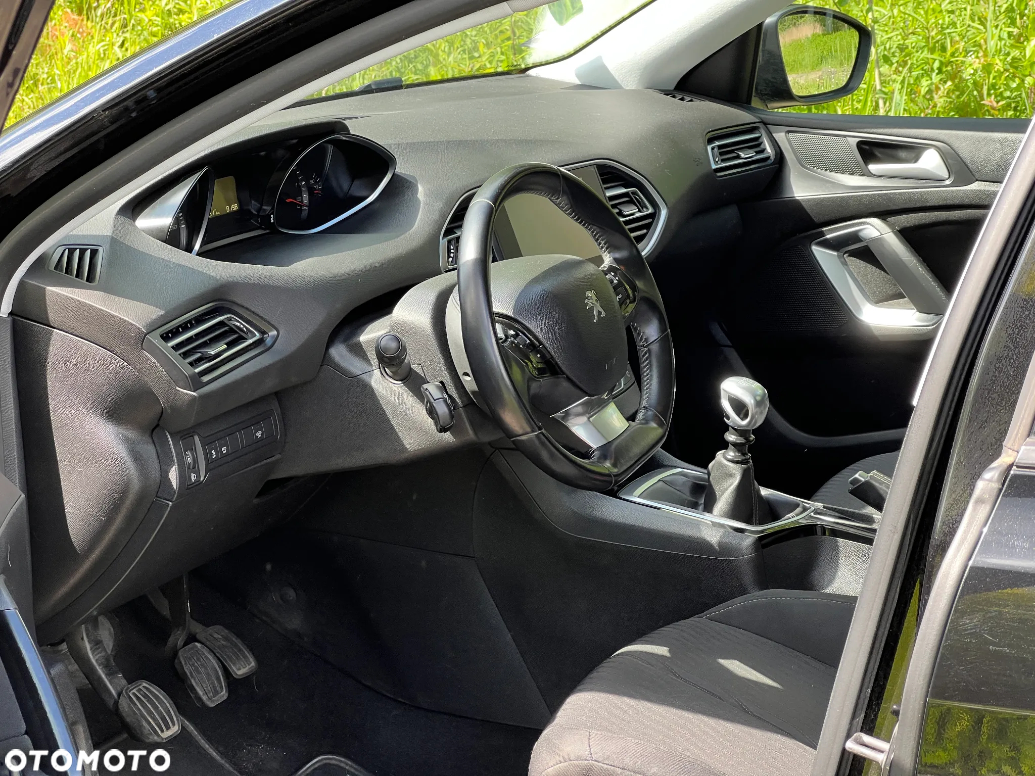 Peugeot 308 SW 1.6 BlueHDi Business Line S&S - 14