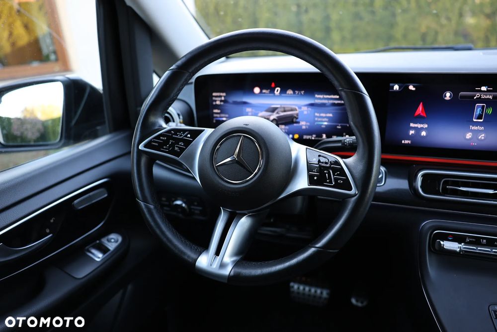 Mercedes-Benz Klasa V 220 d Avantgarde 9G-Tronic (d³ugi) - 17