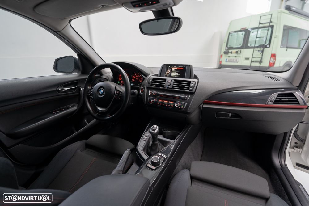 BMW 116 d EDynamics Line Sport - 2