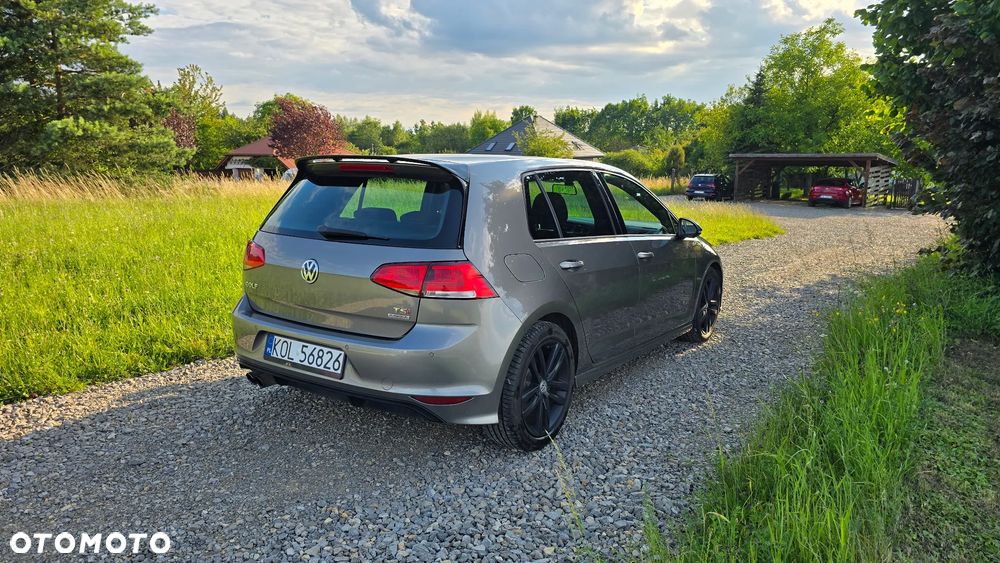 Volkswagen Golf 1.4 TSI BMT Highline - 15
