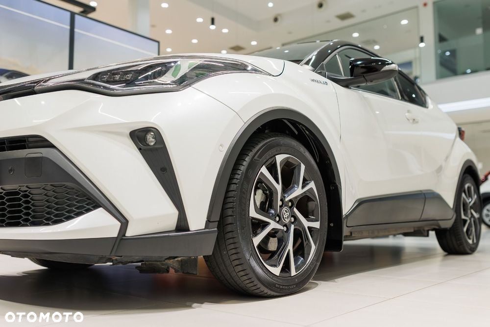 Toyota C-HR - 14