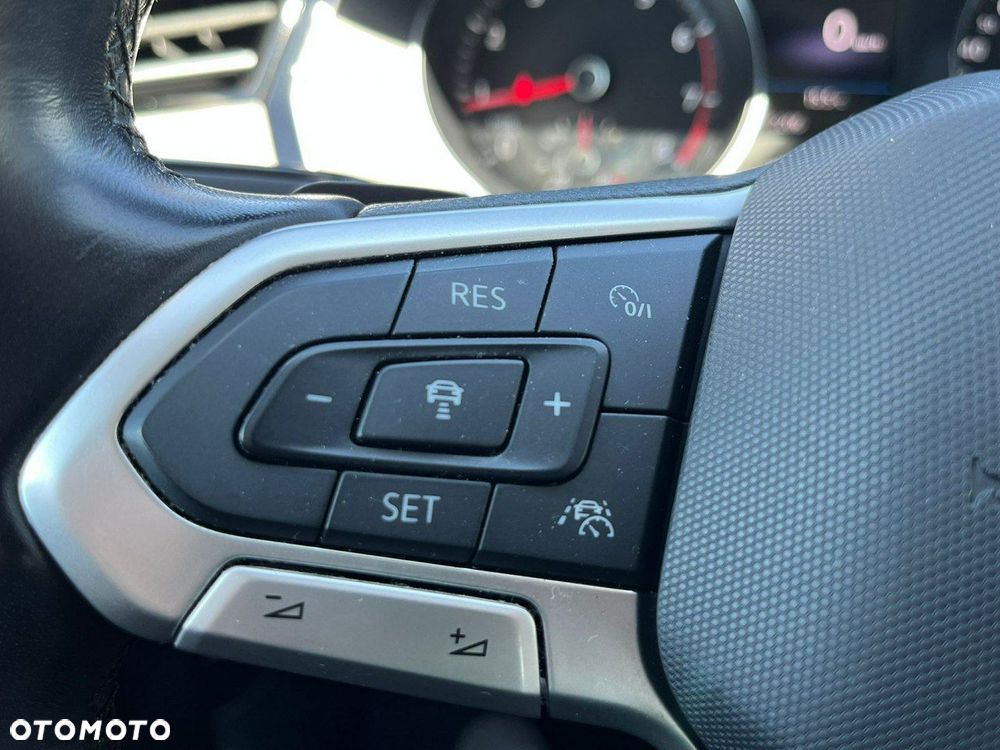 Volkswagen Passat 2.0 TSI Business DSG - 31