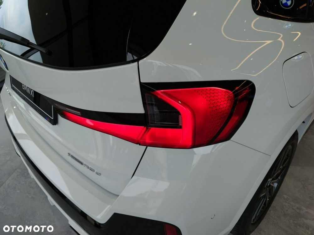 BMW X1 xDrive20d - 10