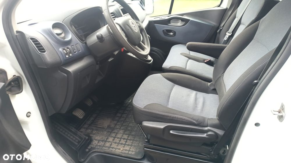 Opel Vivaro L1H1 2,7t Elegance - 5