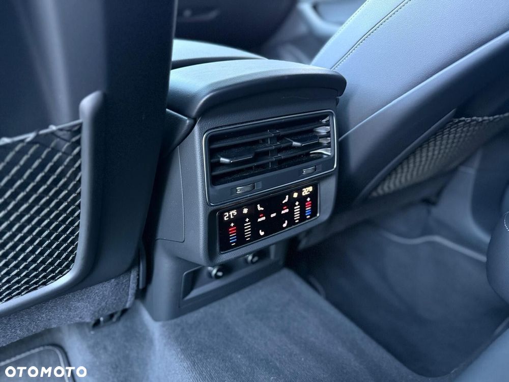 Audi Q7 - 30