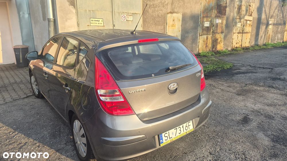 Hyundai i30 - 23