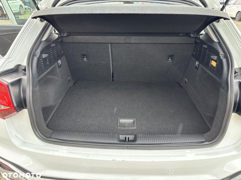 Audi Q2 - 16