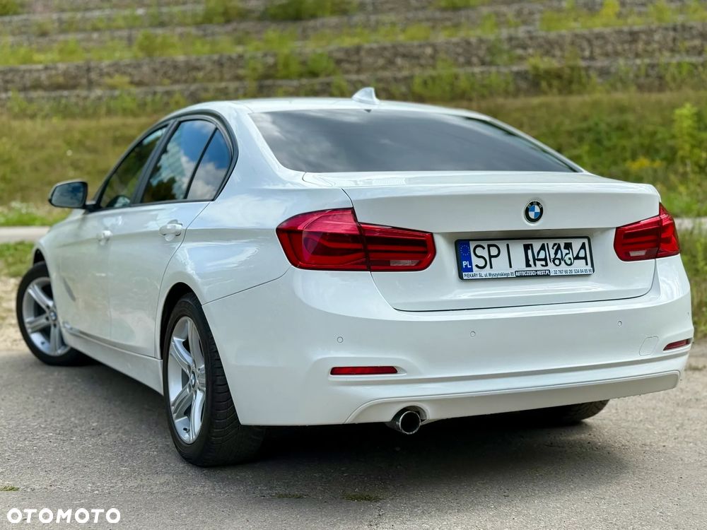BMW Seria 3 318d - 2