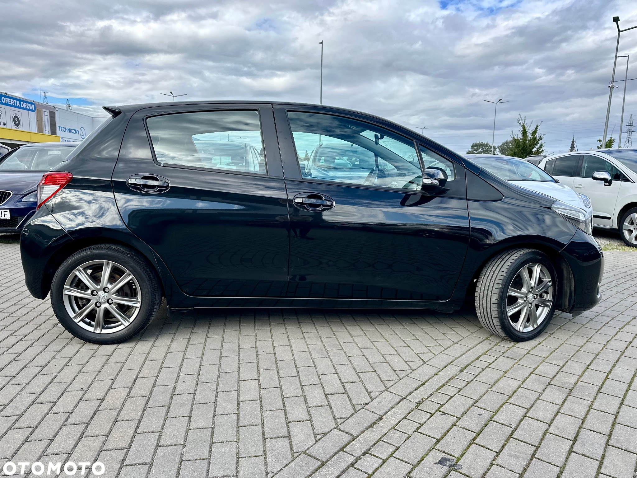 Toyota Yaris 1.33 VVT-i Cool - 8
