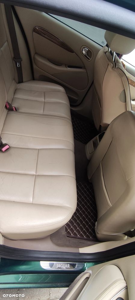 Jaguar S-Type 2.7 V6 D Executive - 12