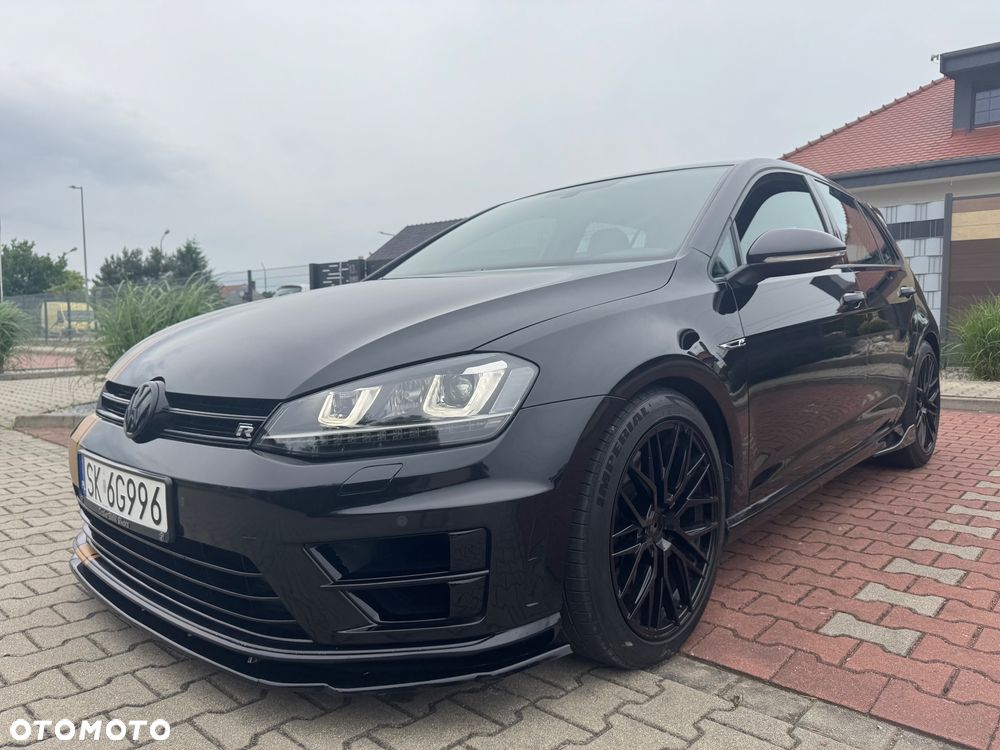 Volkswagen Golf - 2