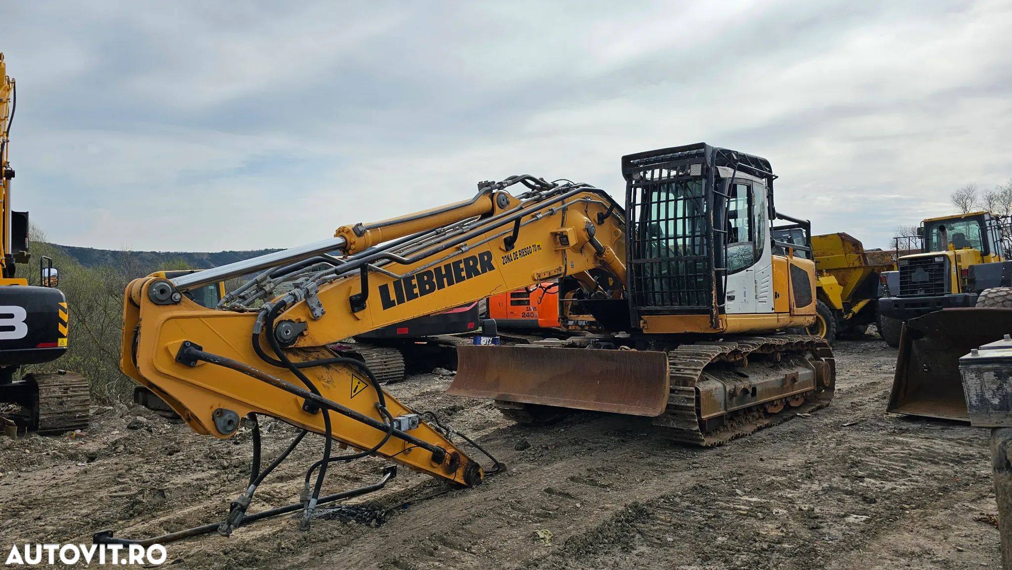 Liebherr R 916 Excavator pe șenile - 1