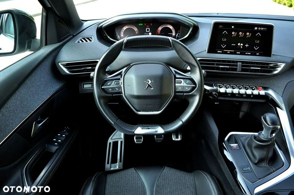 Peugeot 3008 1.2 PureTech Allure S&S - 25