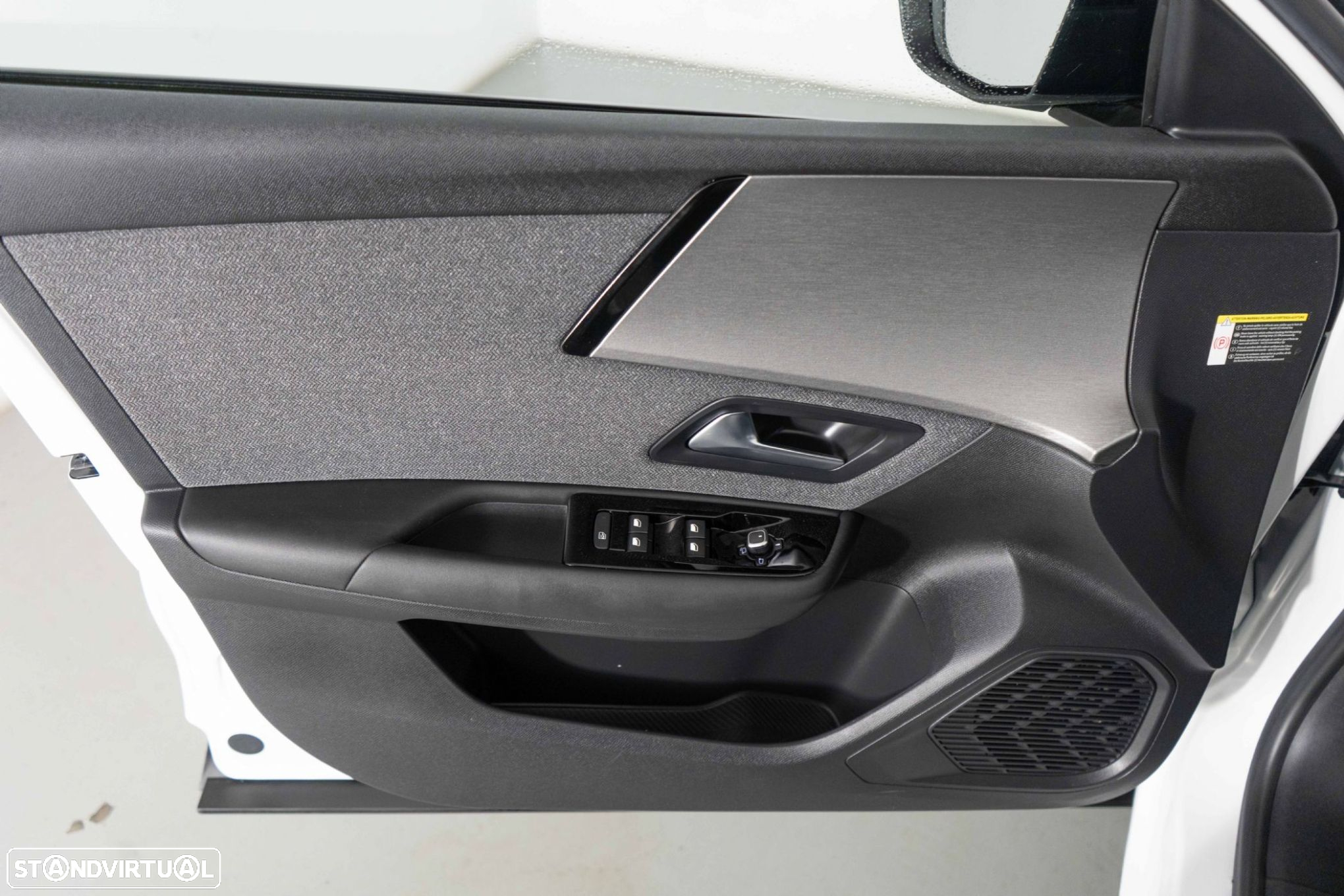 Citroën C5 X 1.2 PureTech Shine EAT8 - 19